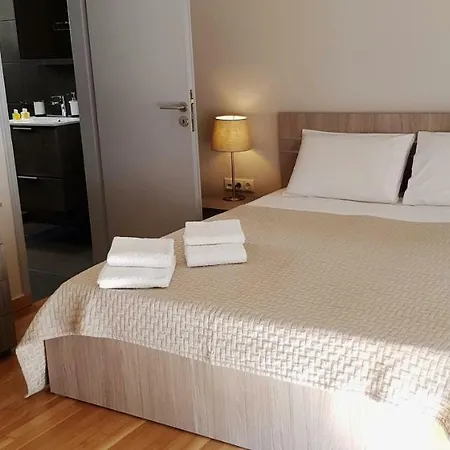 Modernly Renovated Apt Διαμέρισμα Αθήνα